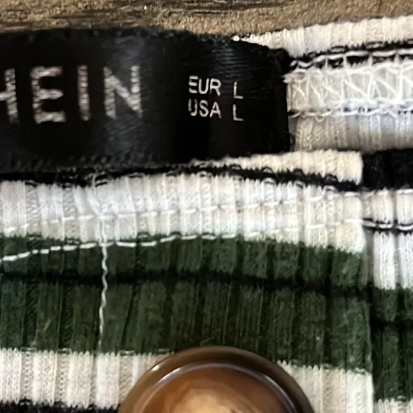 SHEIN CROP TOP SZ M - Picture 9 of 9